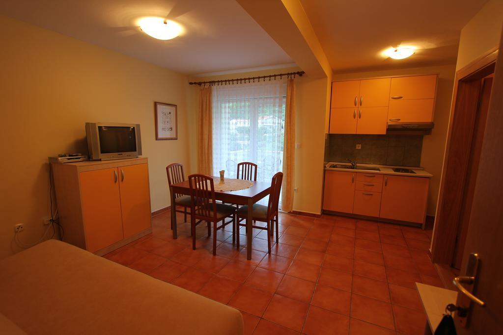 Apartments Villa Ceres Klek Kültér fotó